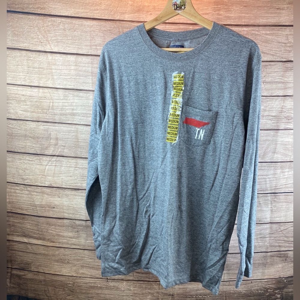 Long-Sleeve Gray Pocket Tee with Red Accent - TN